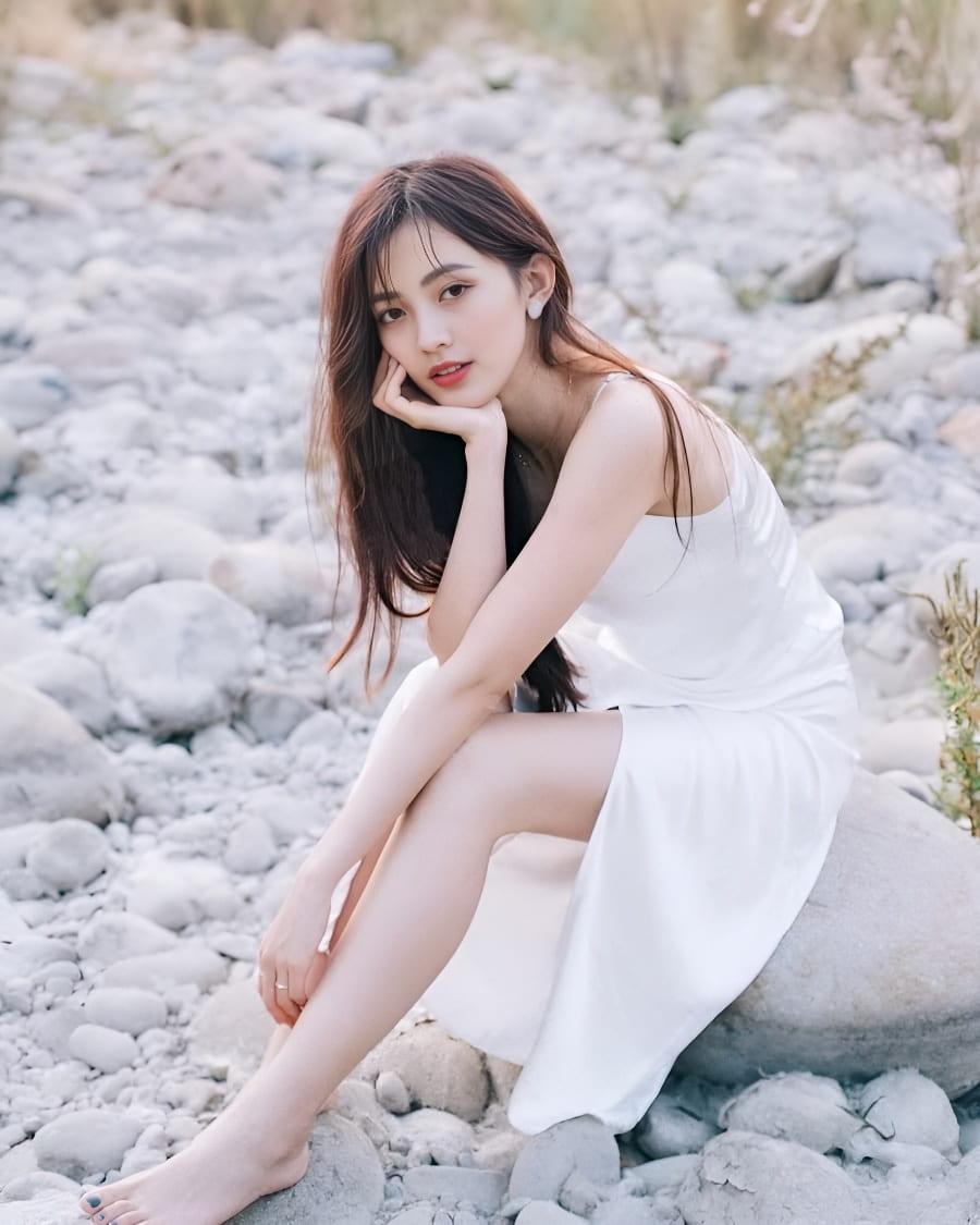 中国台湾网红美女模特,展现迷人气质