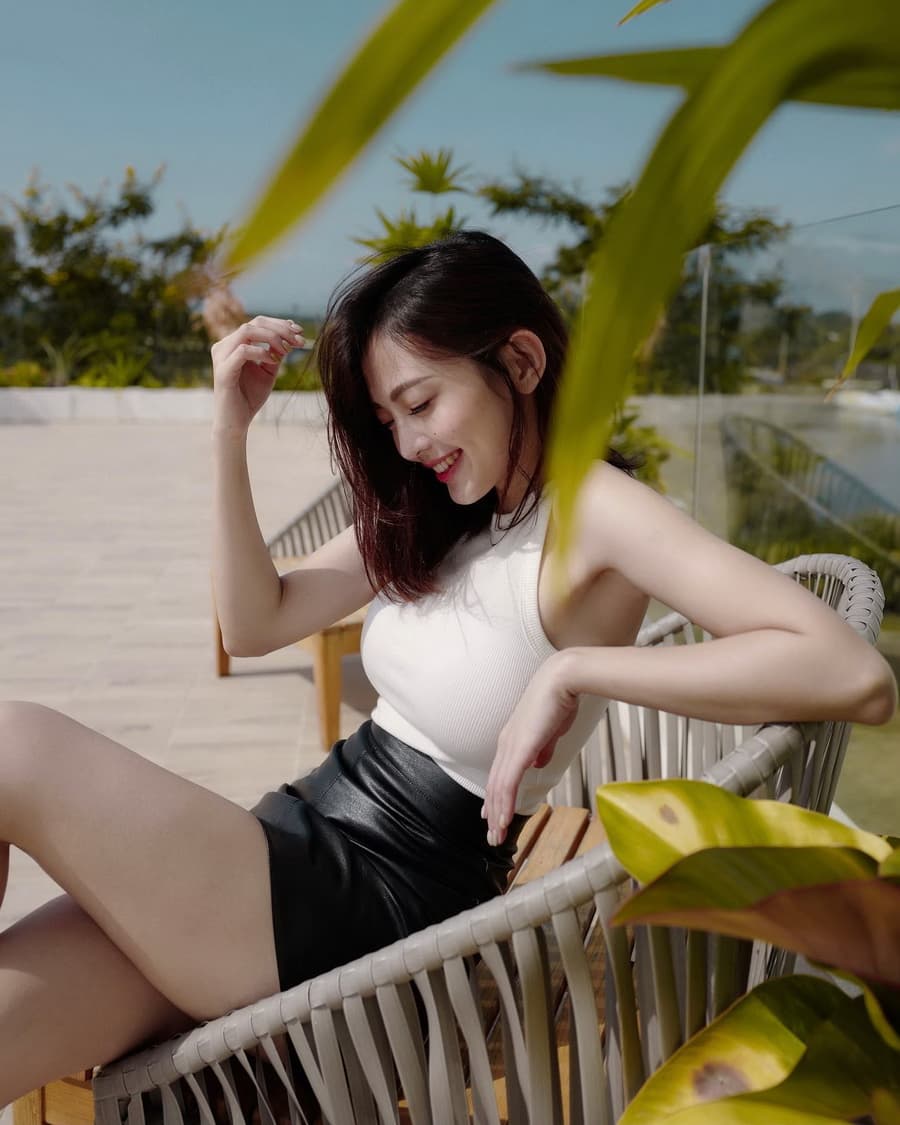 中国台湾网红美女模特,展现自信魅力