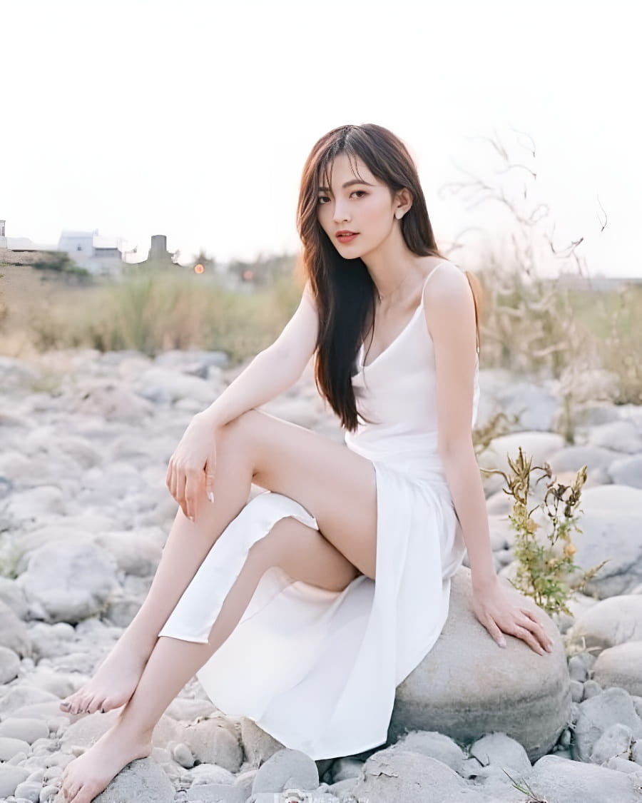 中国台湾网红美女模特,笑容甜美动人