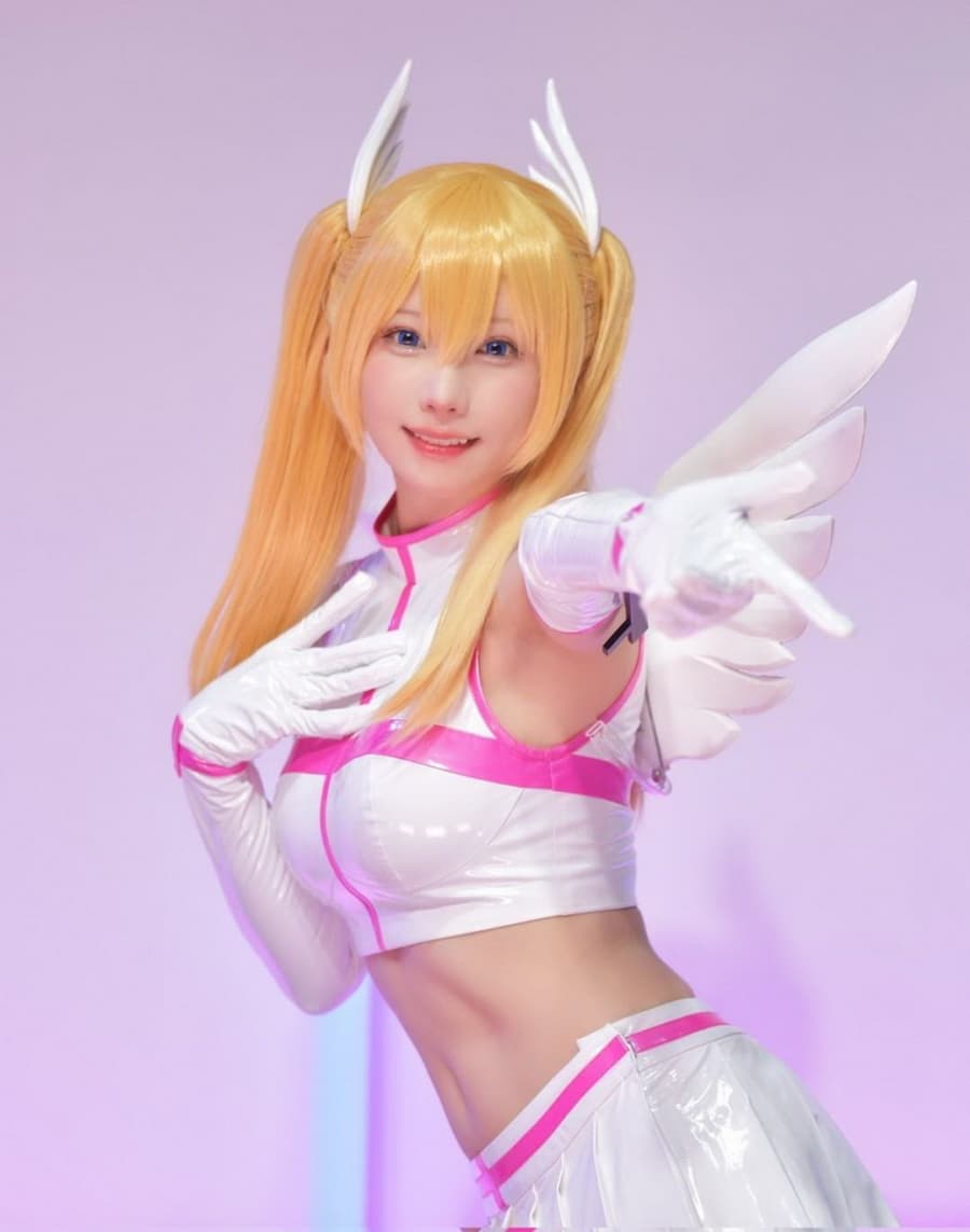 日本Coser Enako写真,性感气质与甜美面容相得益彰