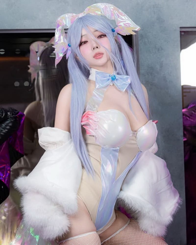 尹雪花精美Cos作品，令人印象深刻