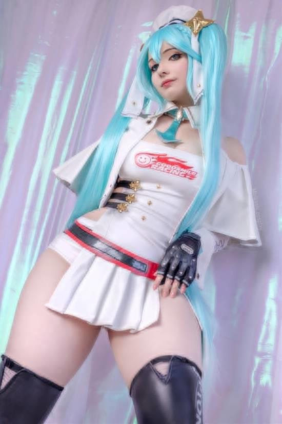 新西兰Mirikashi COS玛丽卡女王,完美的肉感身材