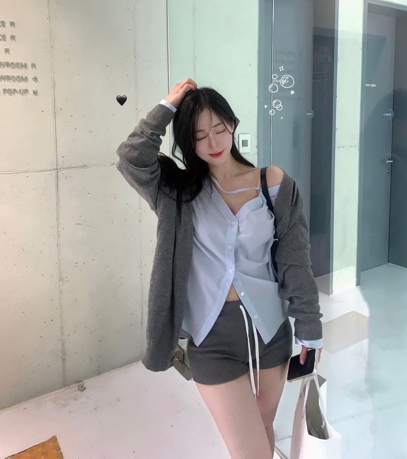 金淑贞展示时尚与魅力的完美结合