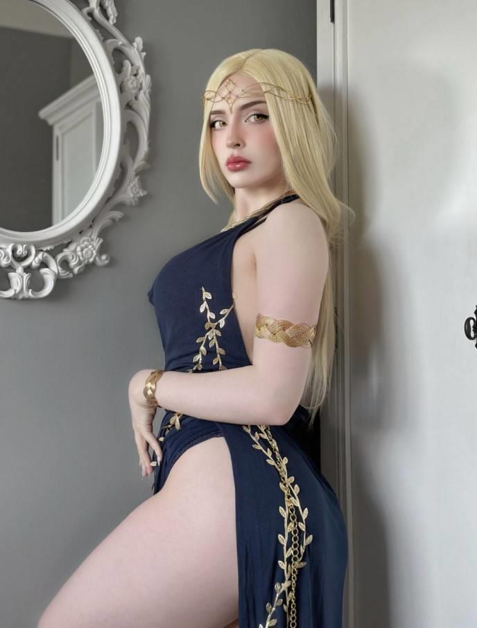 玛莉卡女王COS金色战袍