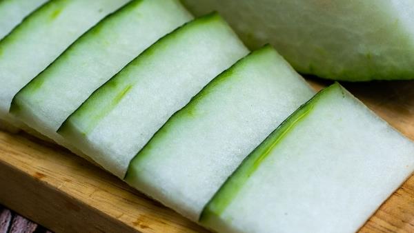 新鲜冬瓜切块特写