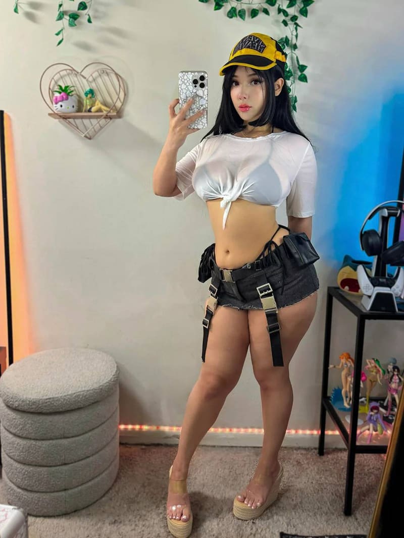 chanelflores COS《FF7》蒂法,救生员服装,性感肉腿