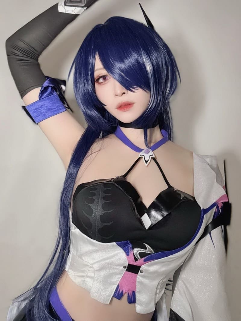 日本美女ねねCosplay 迷人身材展现美丽