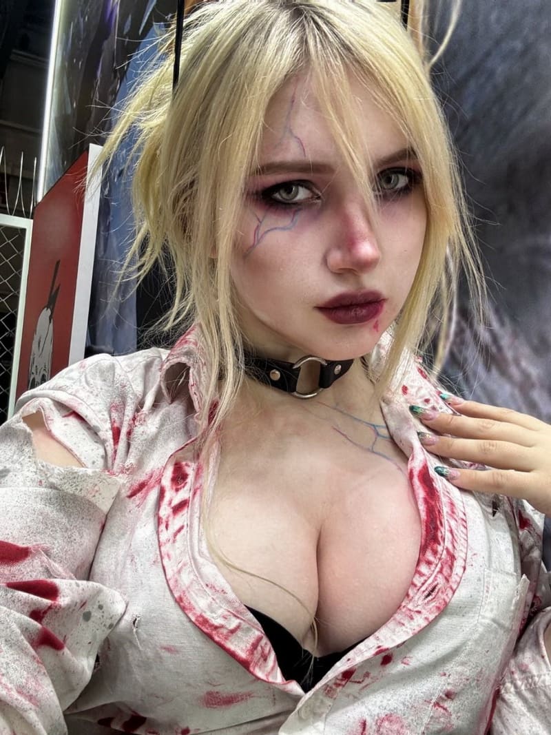 欧美御姐Ulichan隐形女Cos美图十,性感又神秘的Cos作品