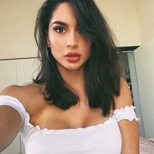 健身女神HOPE HOWARD,展示出她的强大肌肉与曲线之美