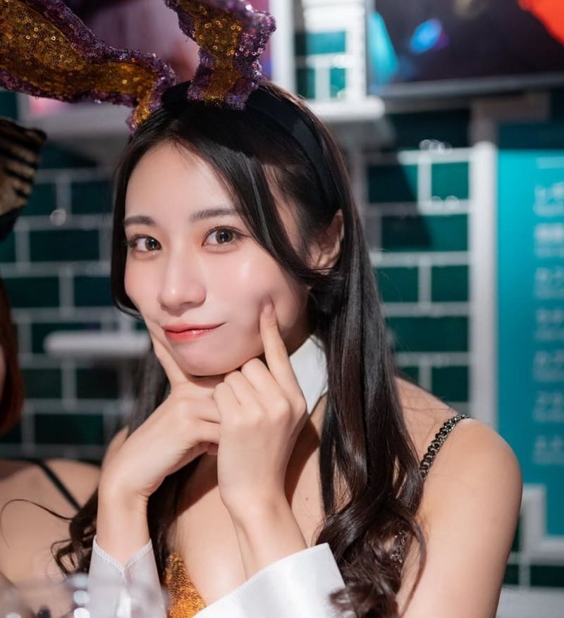 神山みれい 笑容迷人