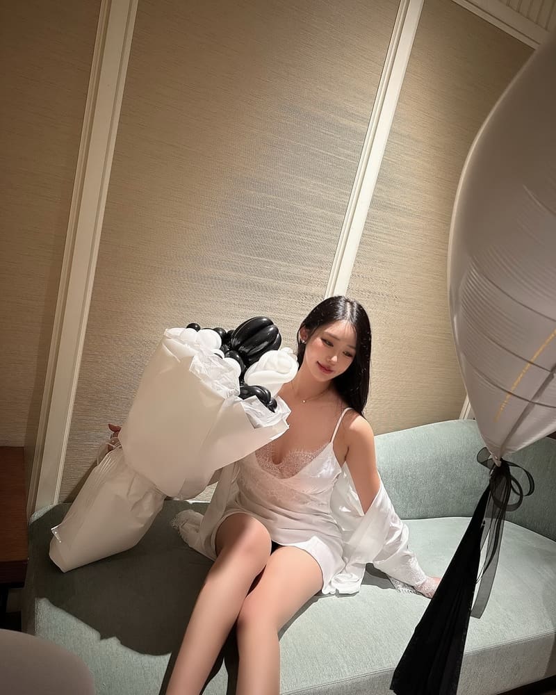 韩国网红yoonderful_甜美笑容特写