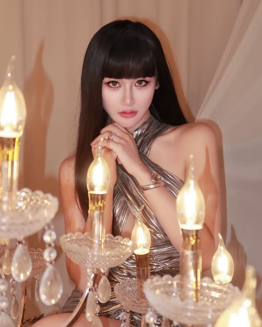 独特气质与时尚的韩国超模@Sissi_gyx。