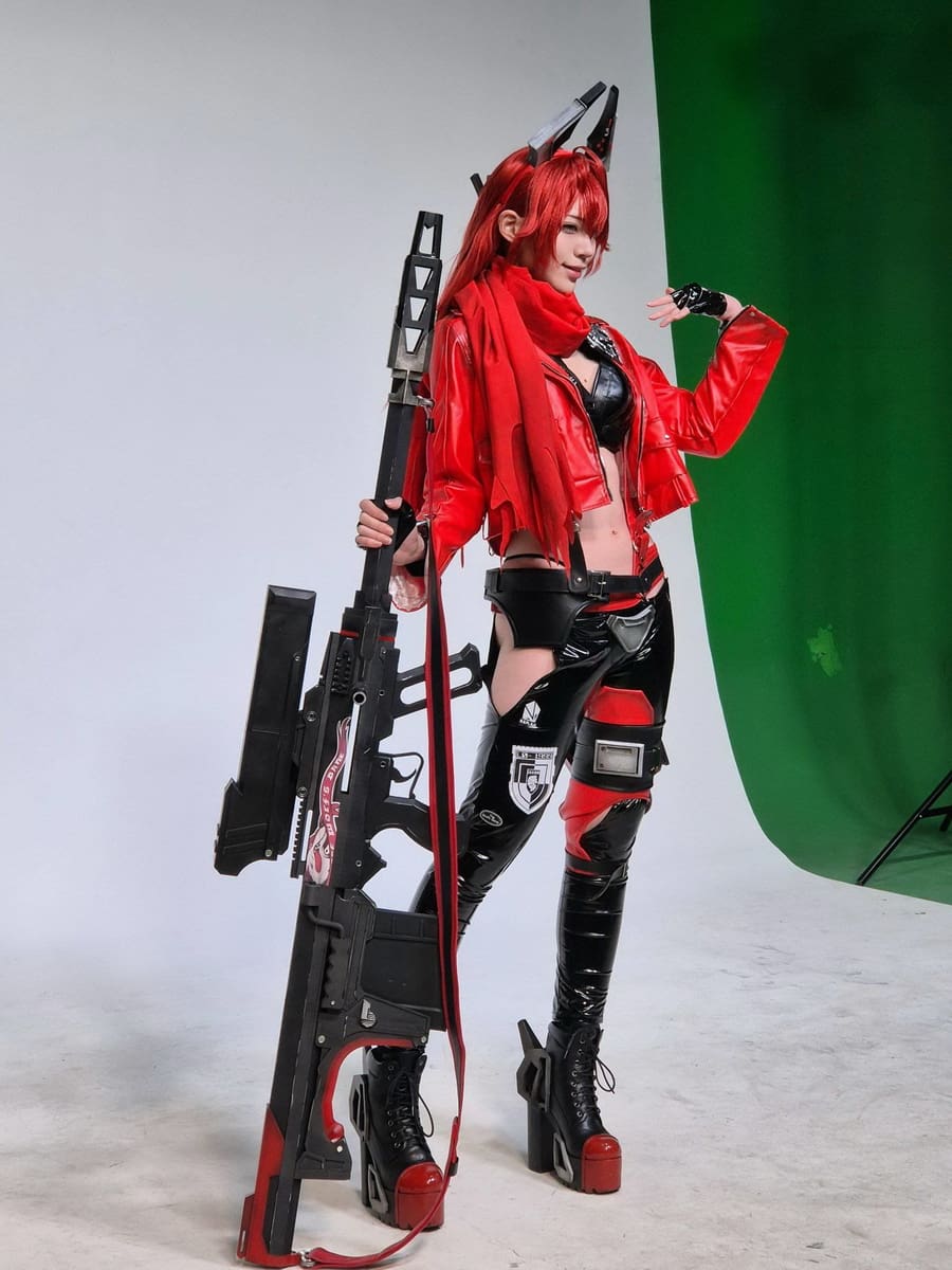 胜利女神妮姬小红帽COS：还原度极高，视觉享受！