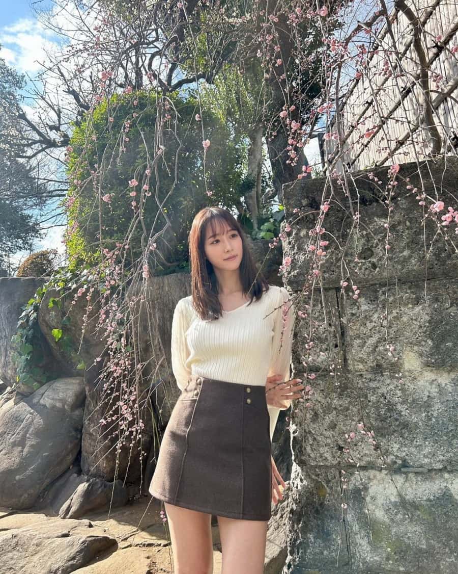 山崎あみ慵懒风写真 轻松展现高级感