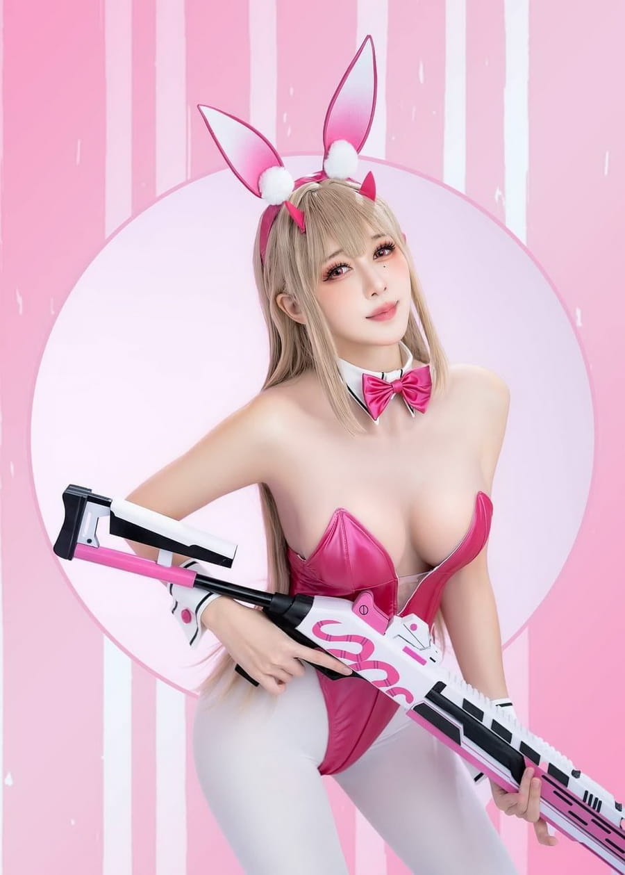 玄子Cos日系制服,甜美与性感并存