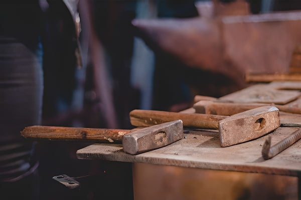 铁锤梦境象征说明