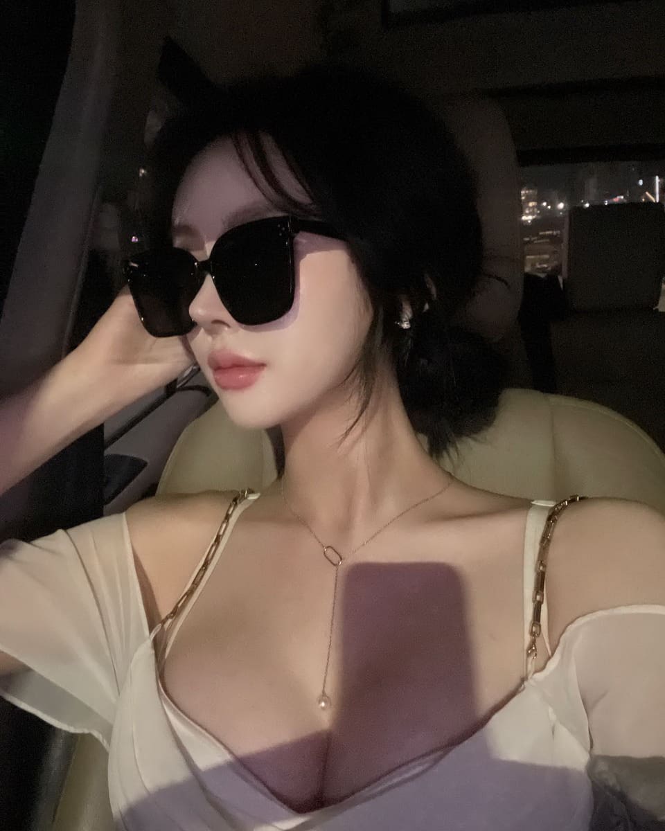 韩国美女ovmyhz 甜美笑容令人心动