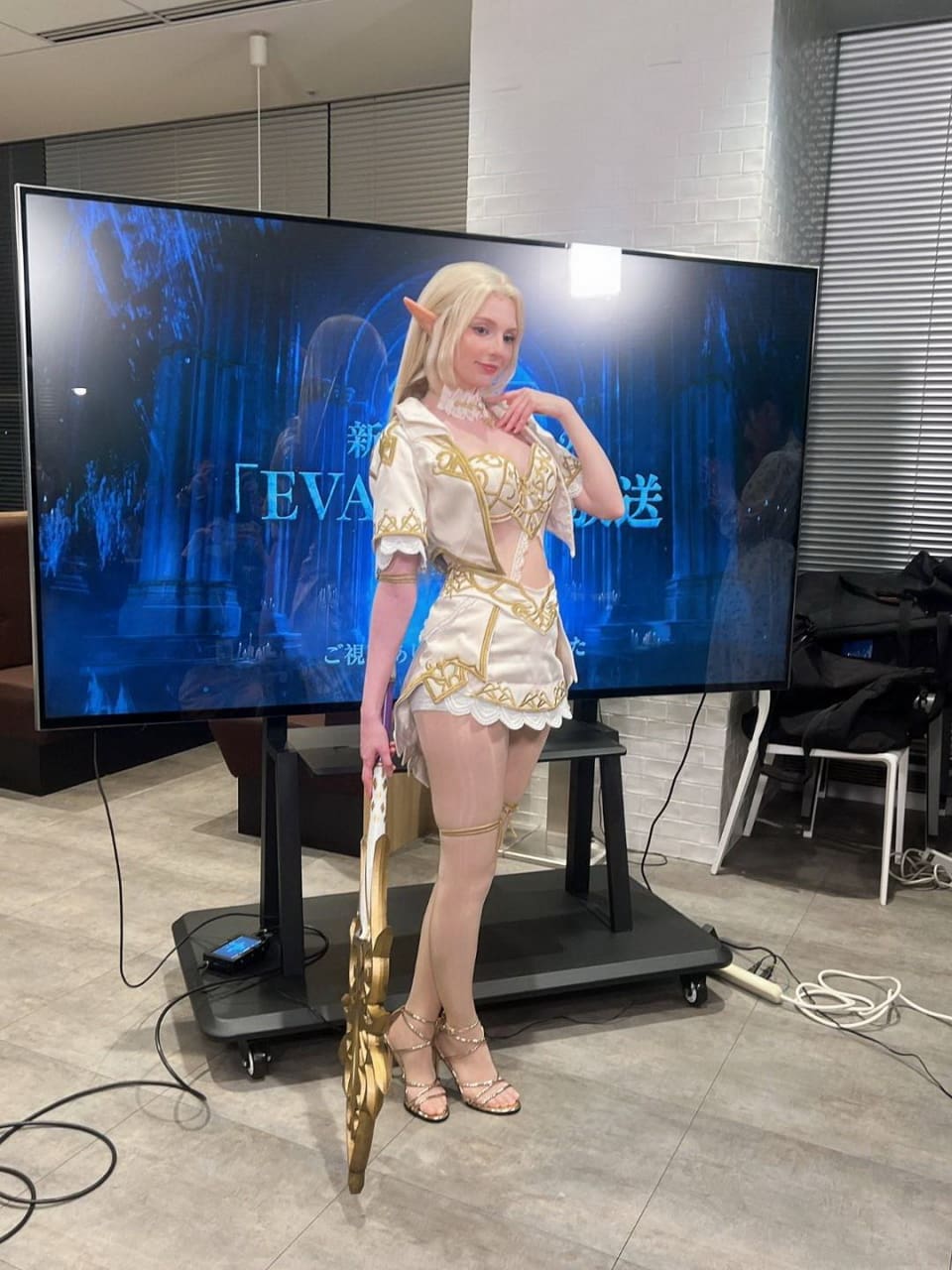 精灵cosplay全身肖像