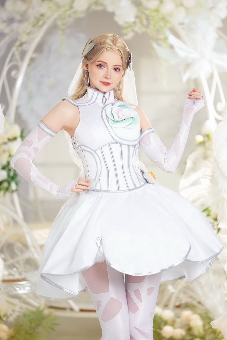 金丝白衣材质特写