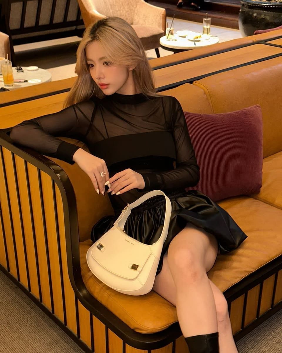 Minh Hang穿搭简约不失时尚