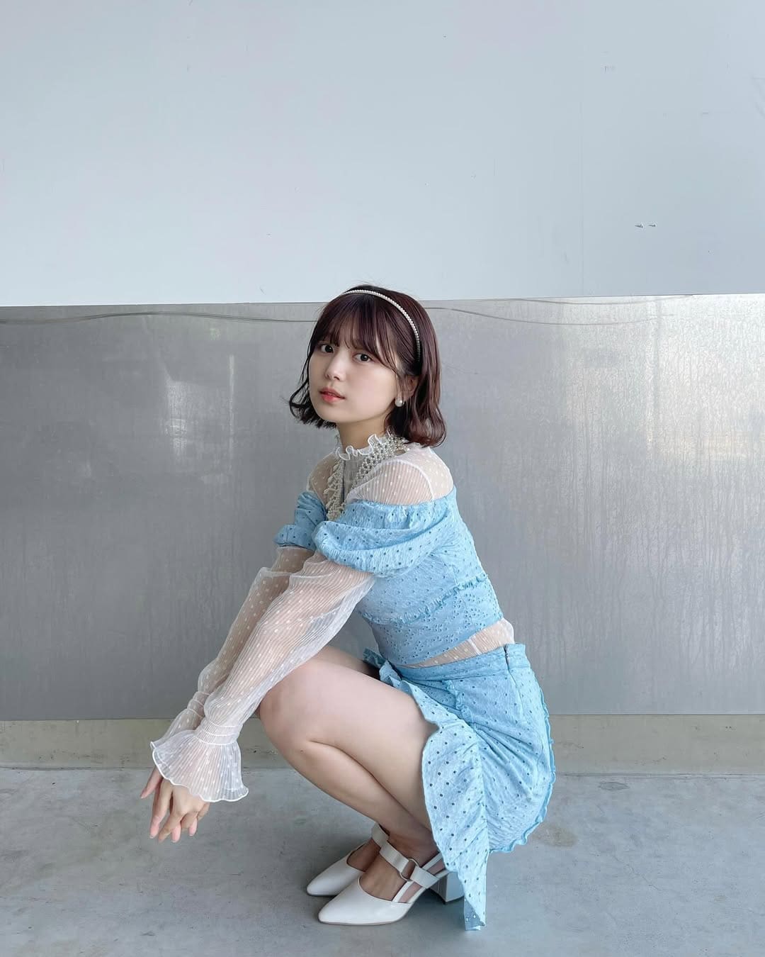 北野瑠华蹲姿势魅力