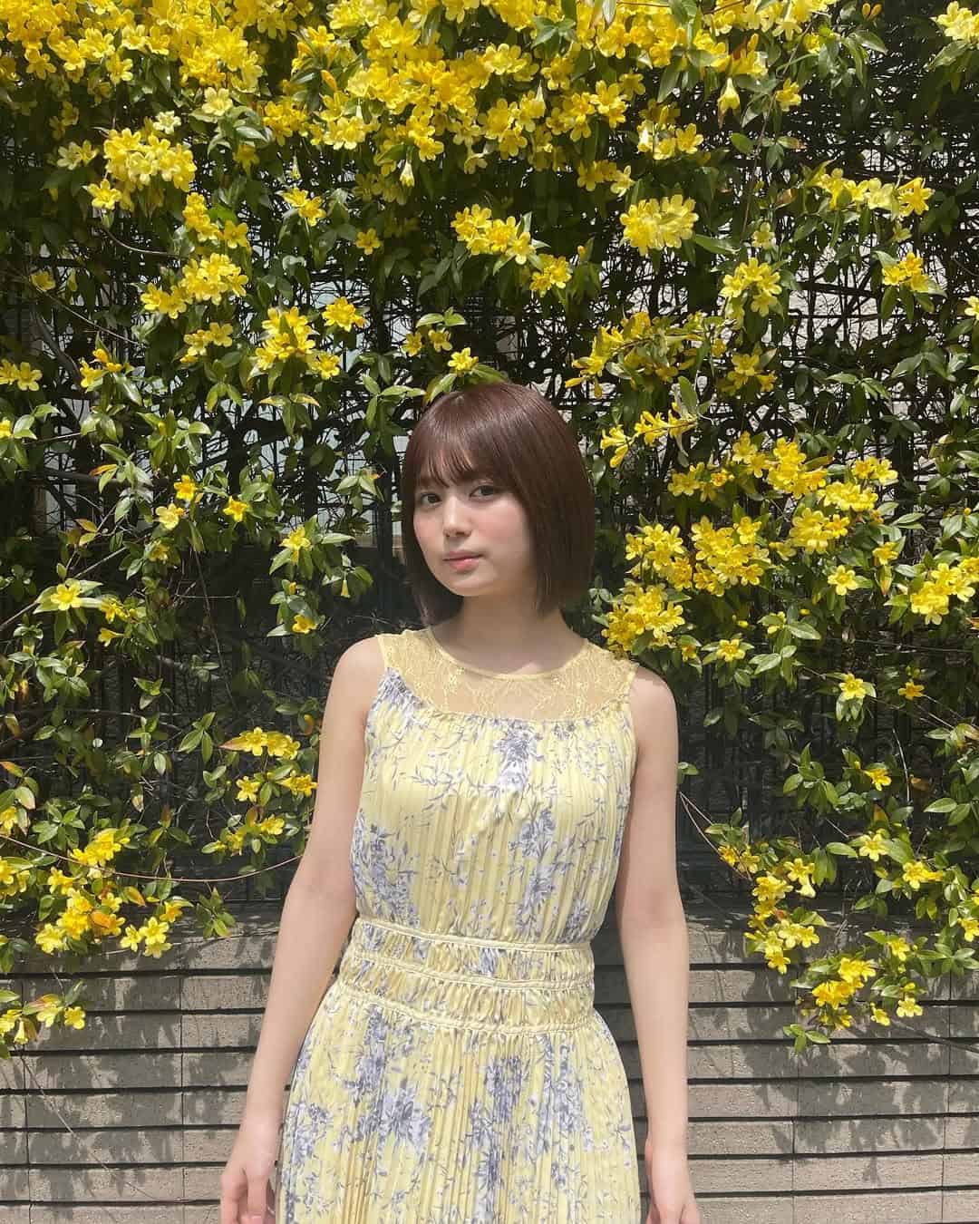 北野瑠华妆容优雅