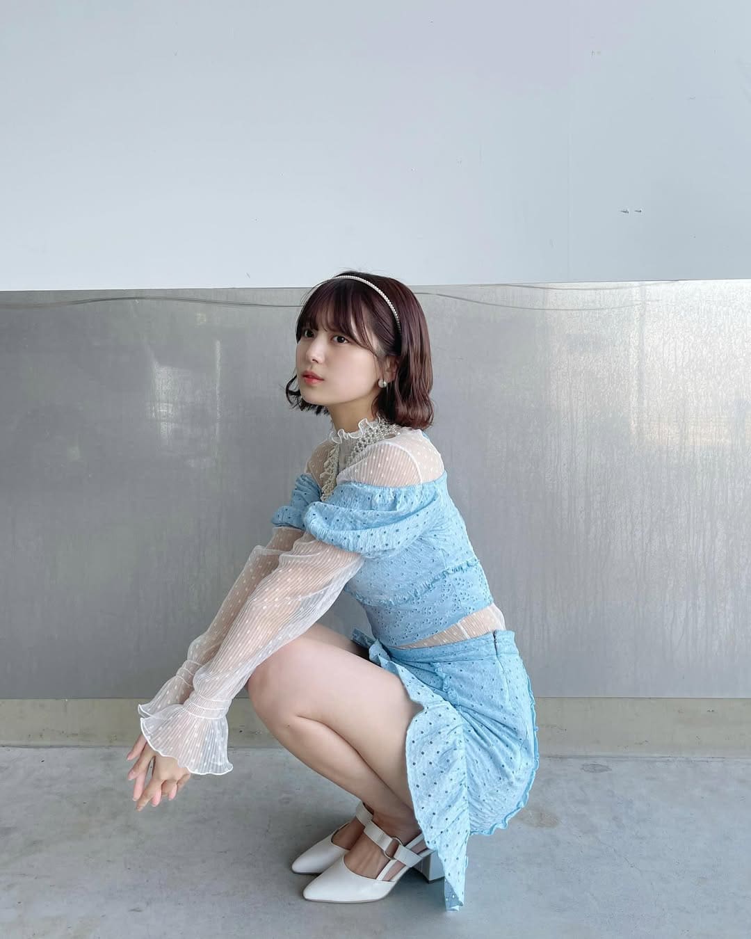 北野瑠华写真拍摄棚内