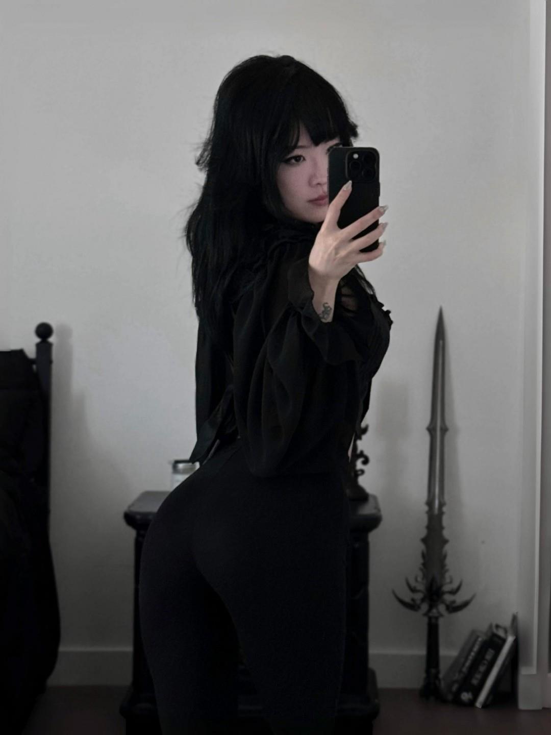 未来风造型惊艳全场