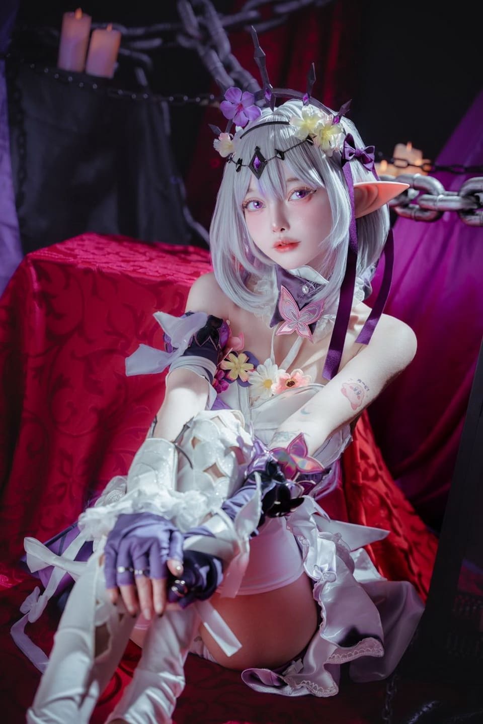 头饰与发型组合细节出彩