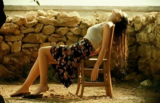 西西里的美丽传说电影海报