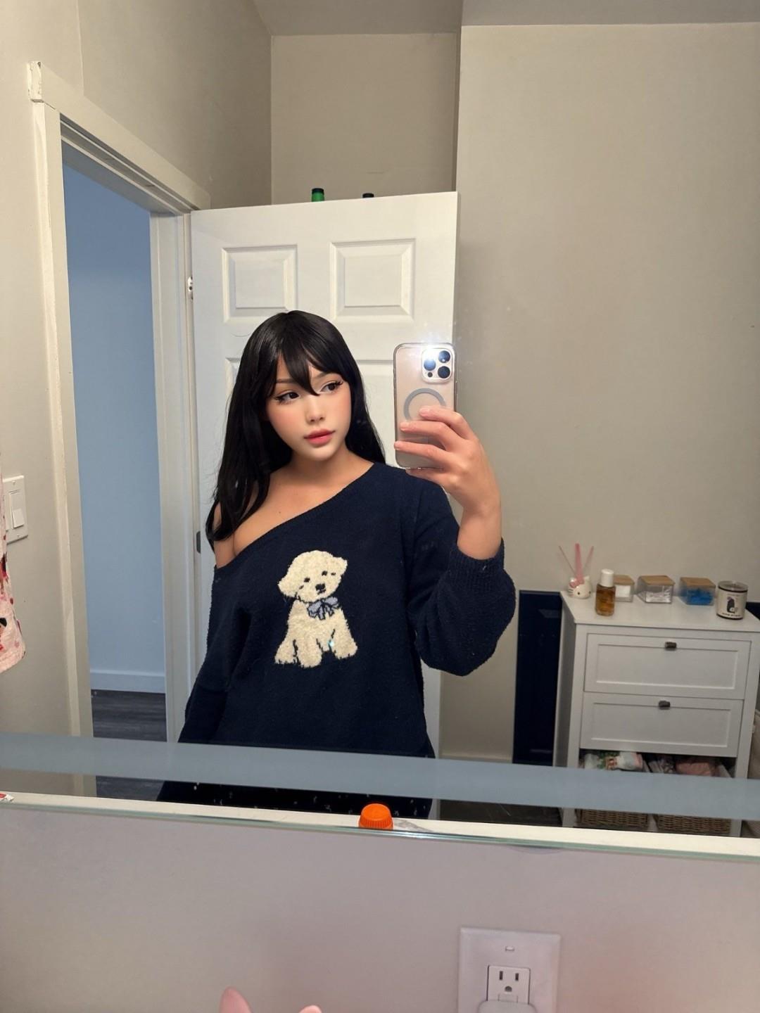 国外美女Cosplay专业级道具