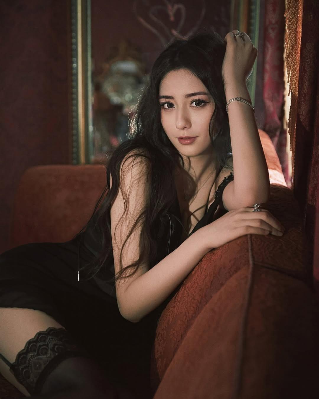 鈴木みか诱人黑丝