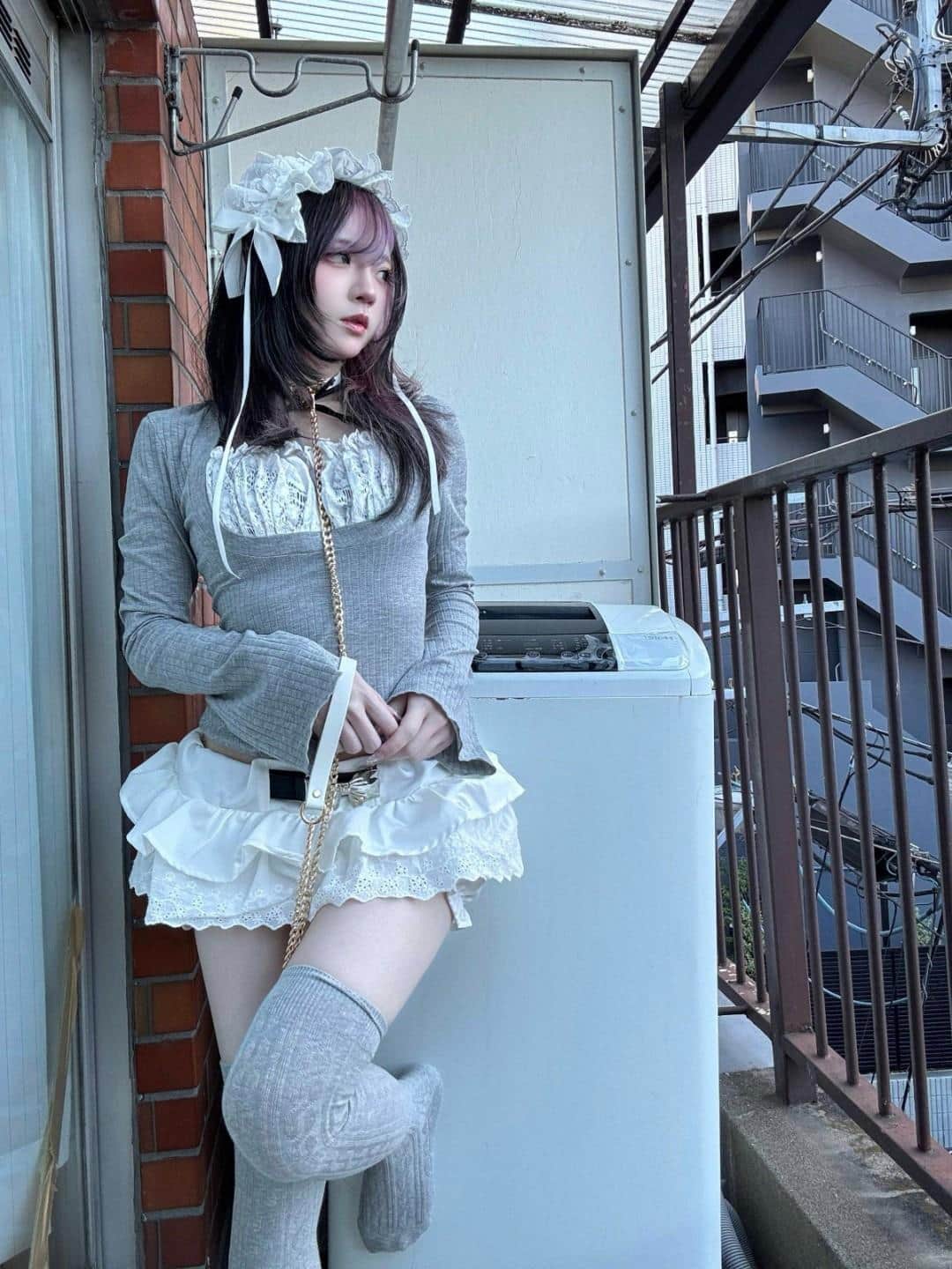 修长美腿线条勾勒完美身姿