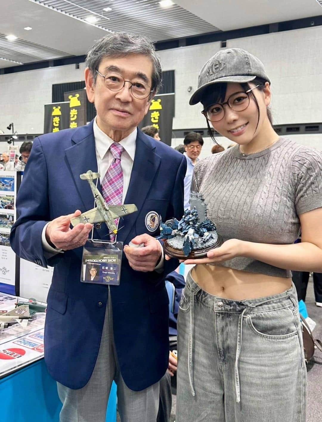 低角度营造强烈视觉冲击