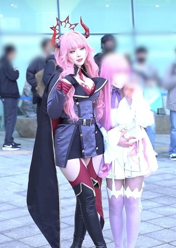 白发红眼皋月神还原造型