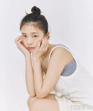 眼神清澈令人着迷