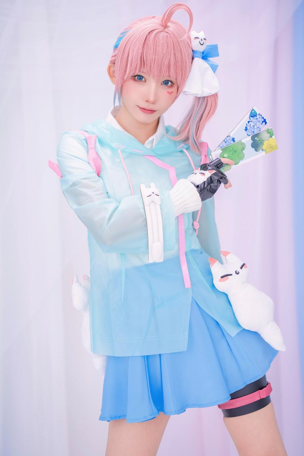 Enako性感卧姿令人心动