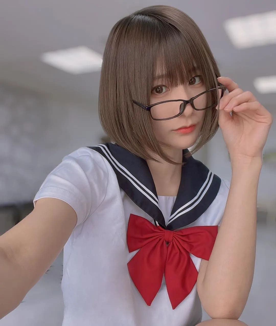 日系美女写真中的优雅姿态