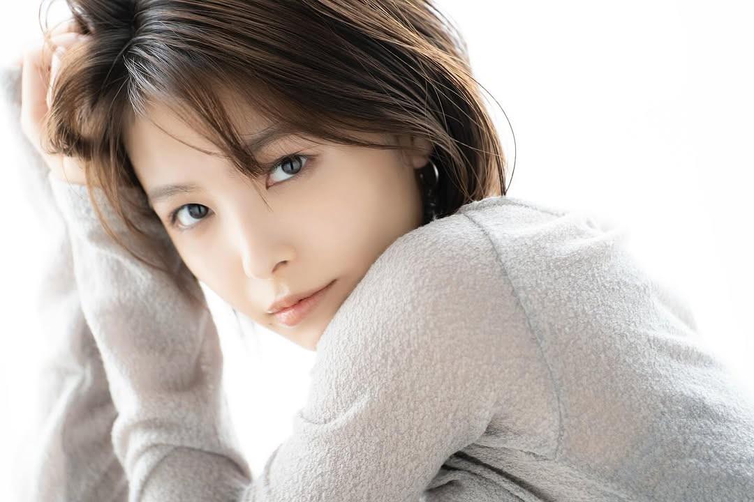 寺本莉绪成熟魅力写真集