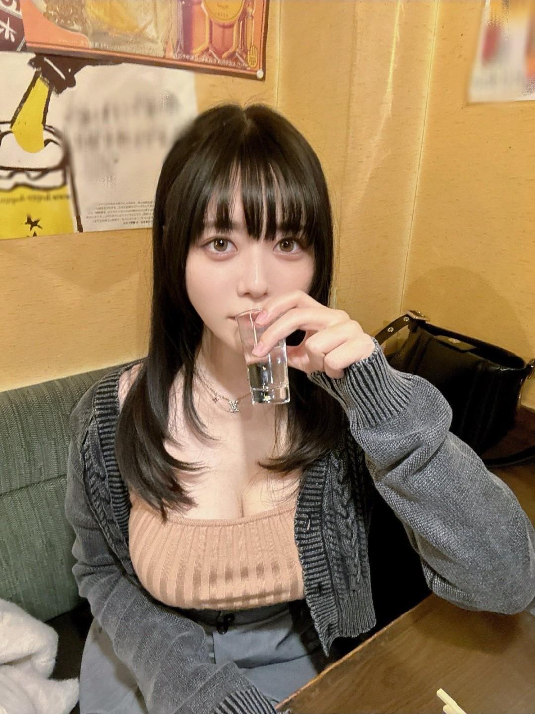 东云海火辣曲线展示