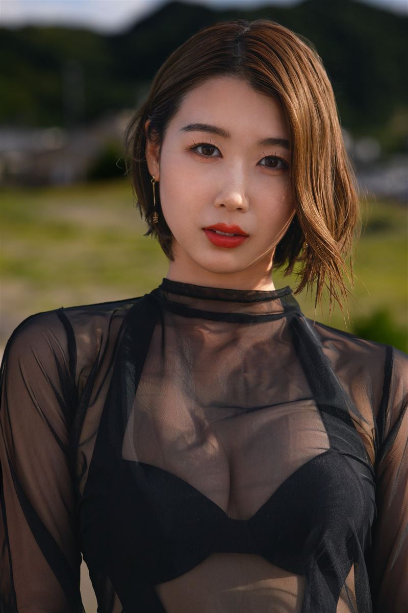 结城花乃羽自然清丽昭和气场