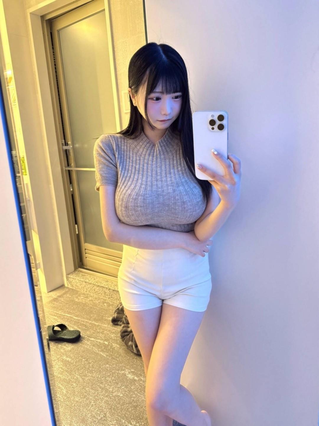 白豚inyuna 性感与甜美 双重魅力呈现