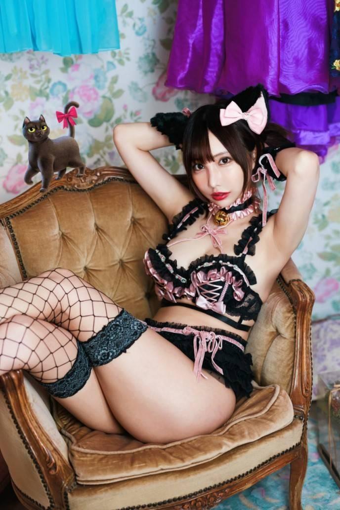 35岁花咲来梦Cos 状态依旧能打