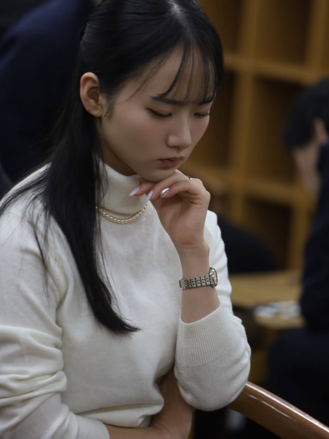 22岁三岛响尽显自信从容状态