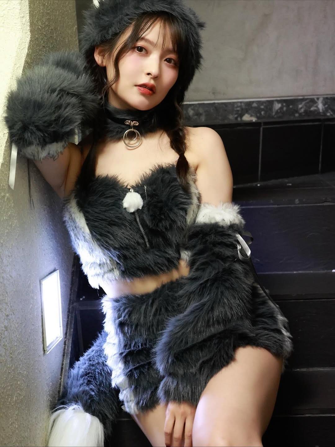 知名演员上坂堇新福利图赏 白嫩皮肤真诱惑！